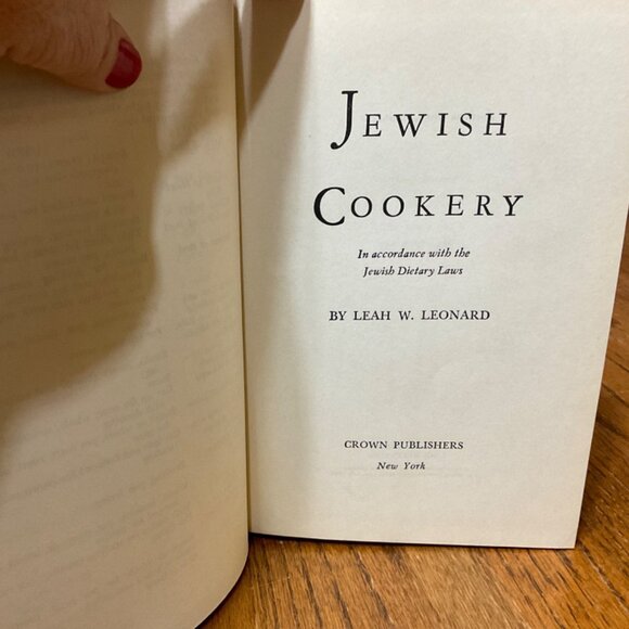 Cookbook Jewish Cookery Leah W. Leonard Hardback - Picture 5 of 5